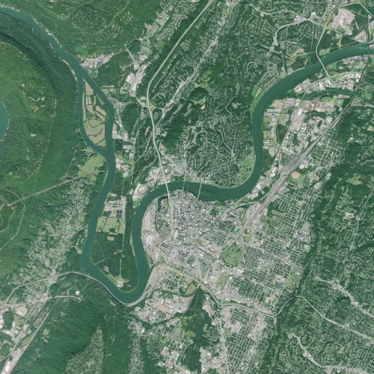 Reference Map, item 7: an aerial view of an area, north at the top.