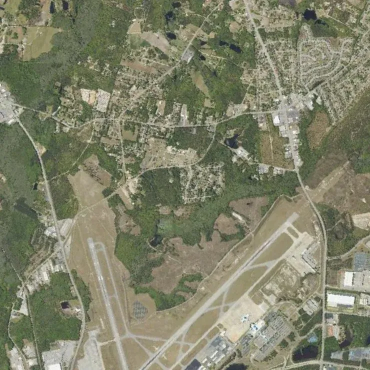 Camera View, item 15: part of the same area, turned and enlarged, as seen from the vehicle.