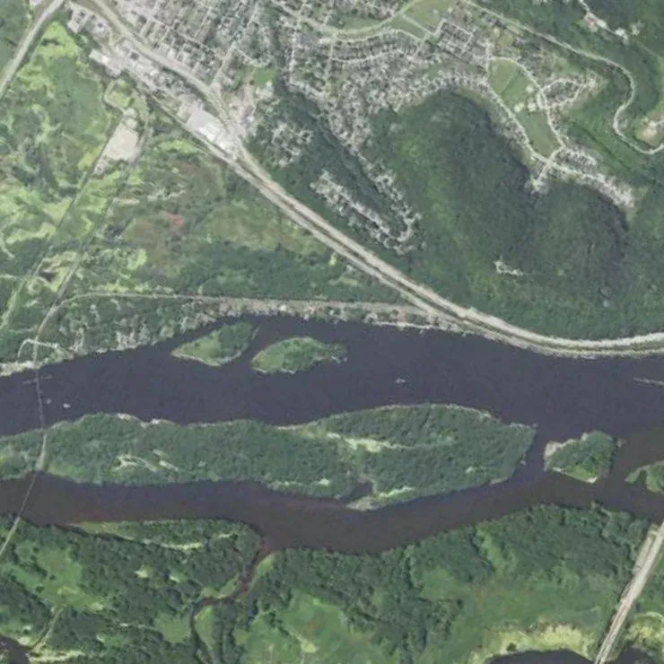 Camera View, item 13: part of the same area, turned and enlarged, as seen from the vehicle.