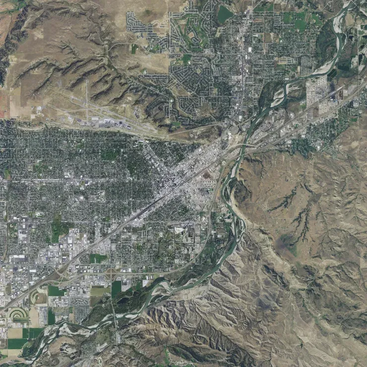 Reference Map, item 4: an aerial view of an area, north at the top.