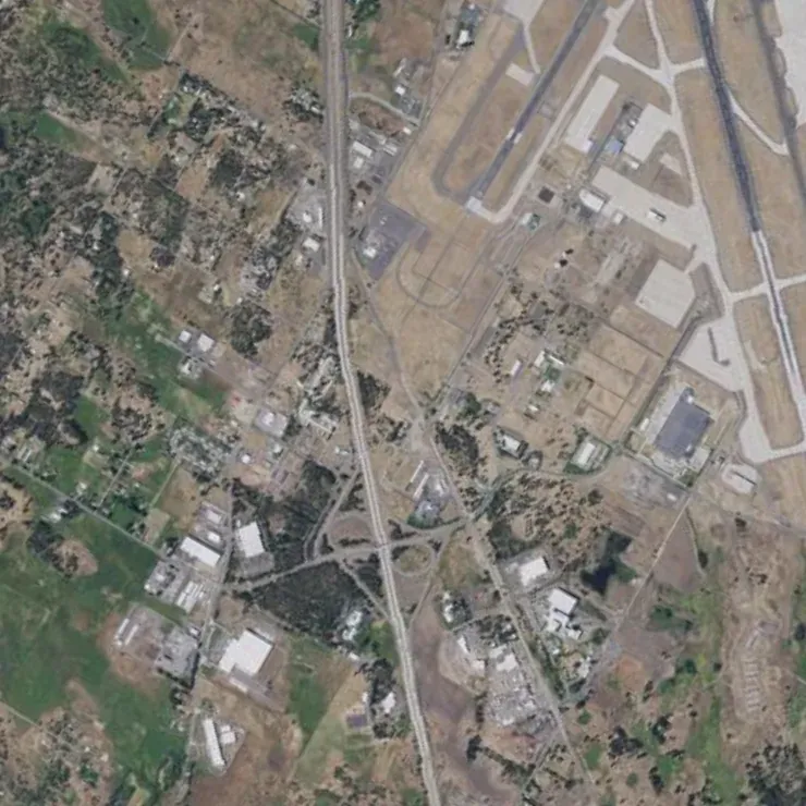 Camera View, item 5: part of the same area, turned and enlarged, as seen from the vehicle.